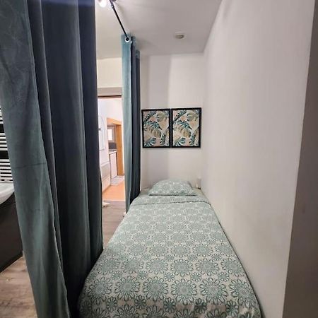 La Petite Loge De L'Ile Daire Nantes Dış mekan fotoğraf
